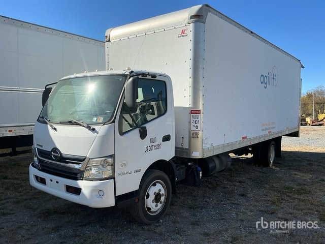 2019 Hino XJC740 4x2 Van Truck