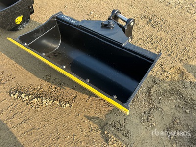 2026 Dynamic Entities 42 in Tilting Graafmachine Bak - Fits 45 mm Cat 305, 305.5, Komatsu PC45/50/55, Hyundai R55, Hitachi/Deere 50D/G, Case, New Holland, Kobelco SK50, Bobcat E50/341/337