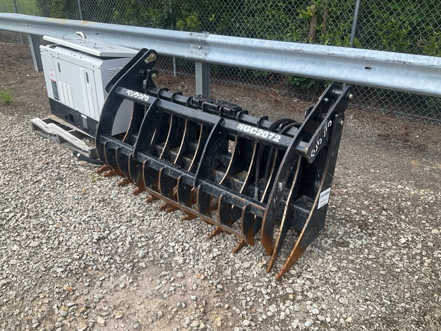 Land Pride SGC2072 72 in Skid Steer Grapple