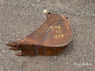 18 In Backhoe Loader Bucket