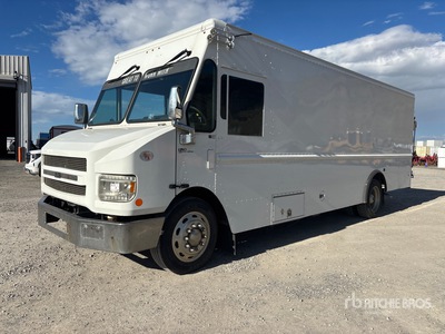 2017 Freightliner MT55 4x2 Fourgon surélevé