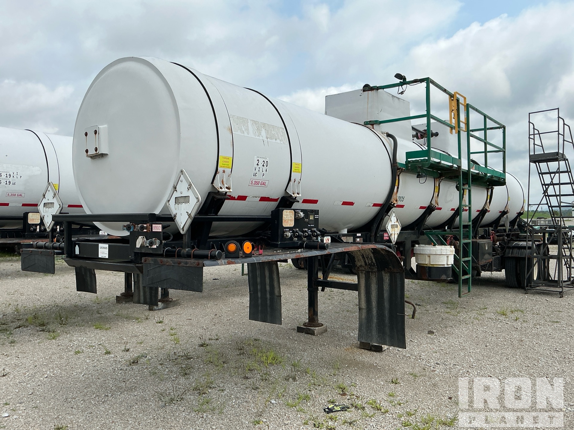 2012 Worley Welding WA-N-WWF-6040-253-FRP-SP 5350 gal T/A Acid Tanker Trailer
