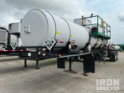 2011 Worley Welding WA-N-WWF-6040-253-FRP-SP 5350 gal T/A Spread Axle Acid Tanker Trailer