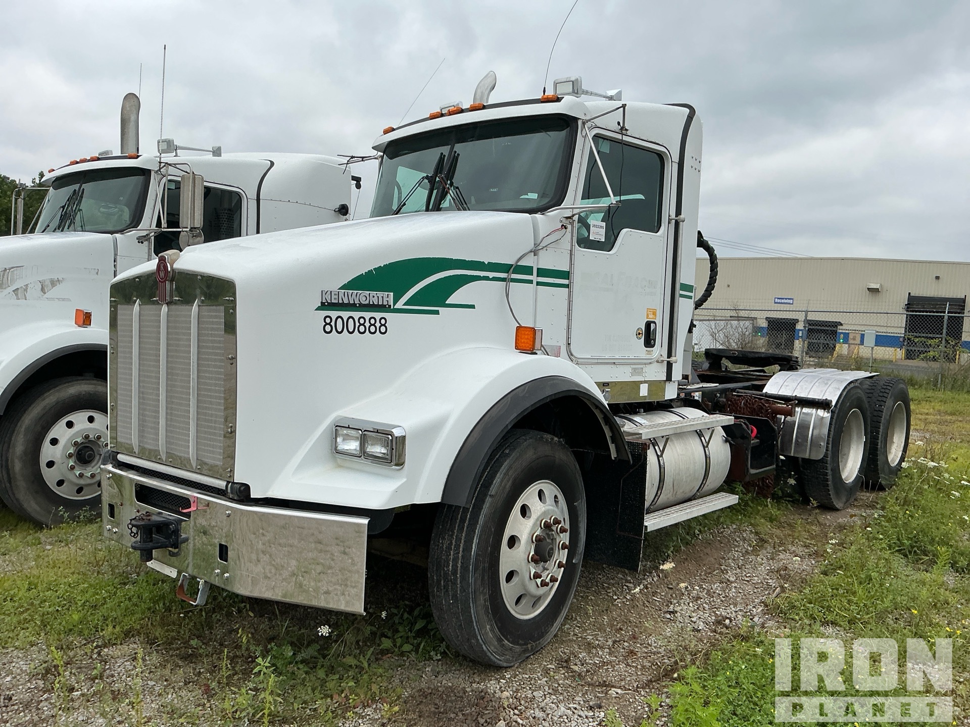 2012 Kenworth T800 6x4 T/A Day Cab Truck Tractor (Inoperable)