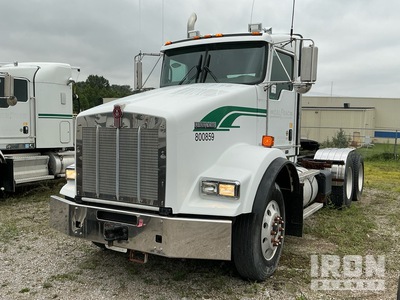 2012 Kenworth T800 6x4 Day Cab Truck Tractor