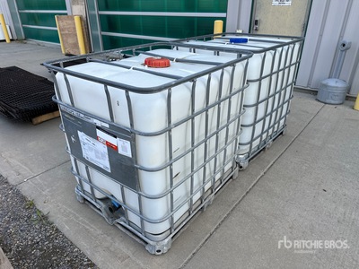 Quantity of (2) 1000 Litre Poly Totes