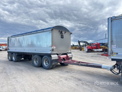 2020 Shephard 8050 mm Quad Dog End Dump Trailer