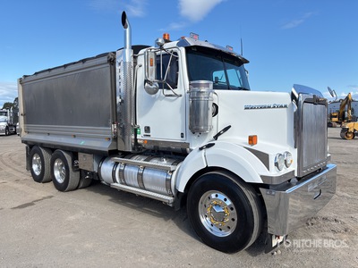2017 Western Star 4800FS2 6x4 T/A Dump Truck