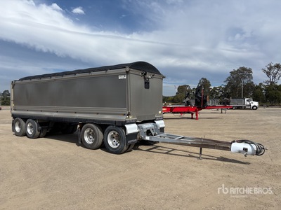 2019 Shephard 8 m Quad Dog End Dump Trailer