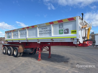 2022 AAA 8.6 m Tri/A Side Dump Trailer