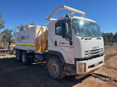 2020 Isuzu FVZ 260-300 13500 L 6x4 Water Truck
