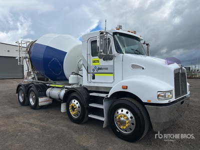 2016 Kenworth T359 8x4 Twin-Steer Beton-Fahrmischer
