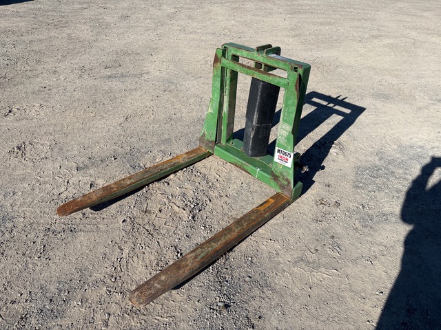 2019 Landquip Loadfloater 1070 mm 3-Point Tractor Pallet Forks