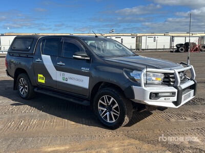 2015 Toyota HiLux 4x4 Dual Cab Pickup