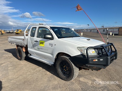 2010 Toyota Hilux SR 4x4 Extended Cab Pickup