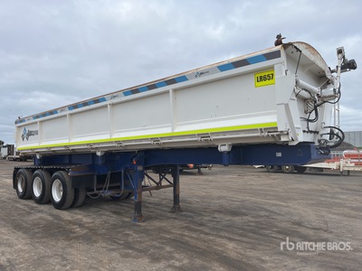 2005 Tristar 8.7 m Tri/A Remolque de descarga lateral