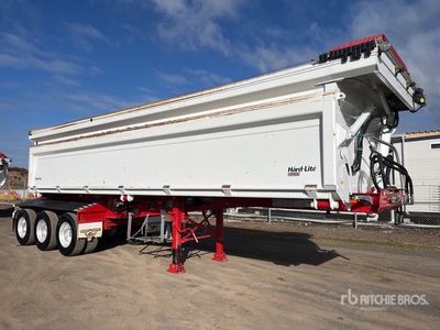 2024 Roadwest 8.2 m Tri/A Side Dump Trailer