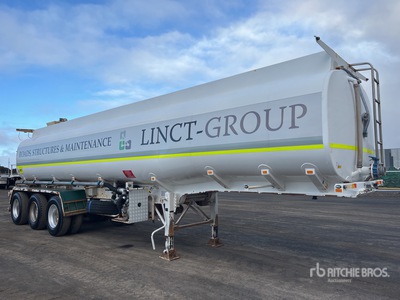 2021 Stonestar 32000 L Tri/A Water Tank Trailer