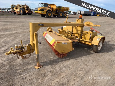 2010 Sewell 1960 mm Tow Behind Balai (Inoperable)