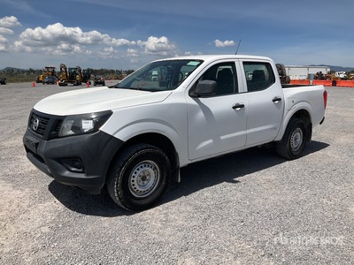2018 Nissan NP300 4x2 Crew Cab Camioneta / Pick-up