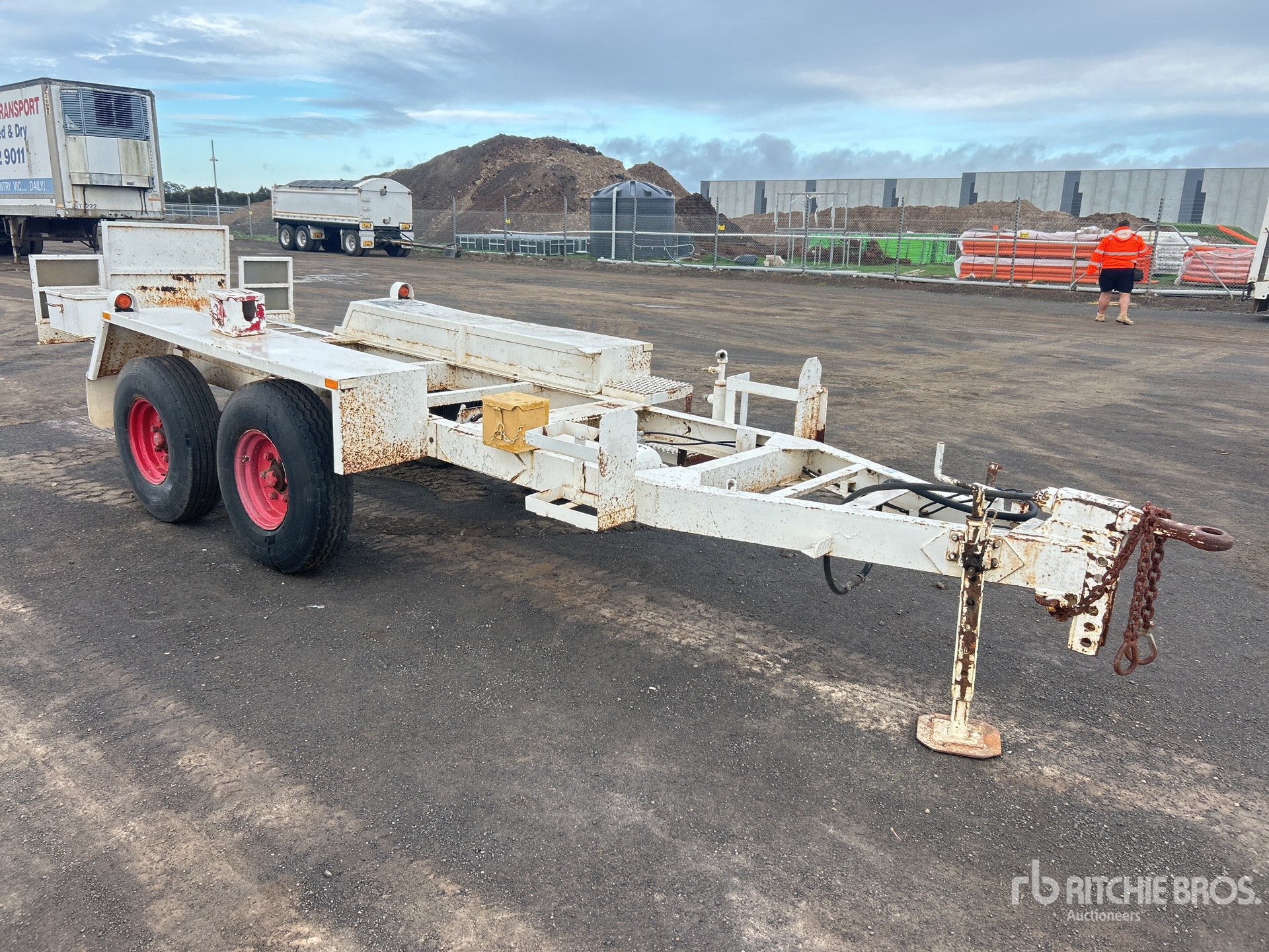 1966 Custom Built 4.6 m Bogie/A Equipment Trailer