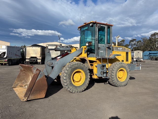 2000 AAP 30 Wheel Loader