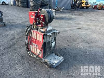Lincoln Electric Powerplus II 500 60 A Mobile MIG Soudeuse