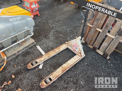 Crown Pallet Jack (Inoperable)