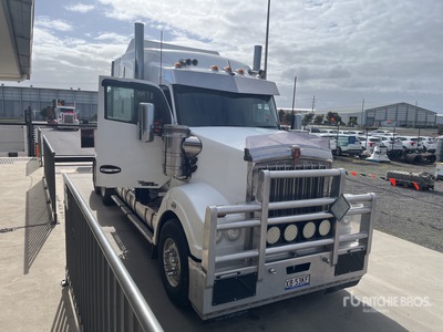2020 Kenworth T610SAR Cabeza Tractora Cabina Dormitorio