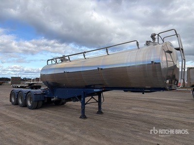 2015 TIEMAN Trailer cisterna