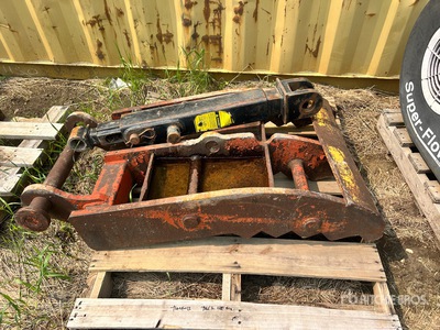 26 in Back Hoe Thumb