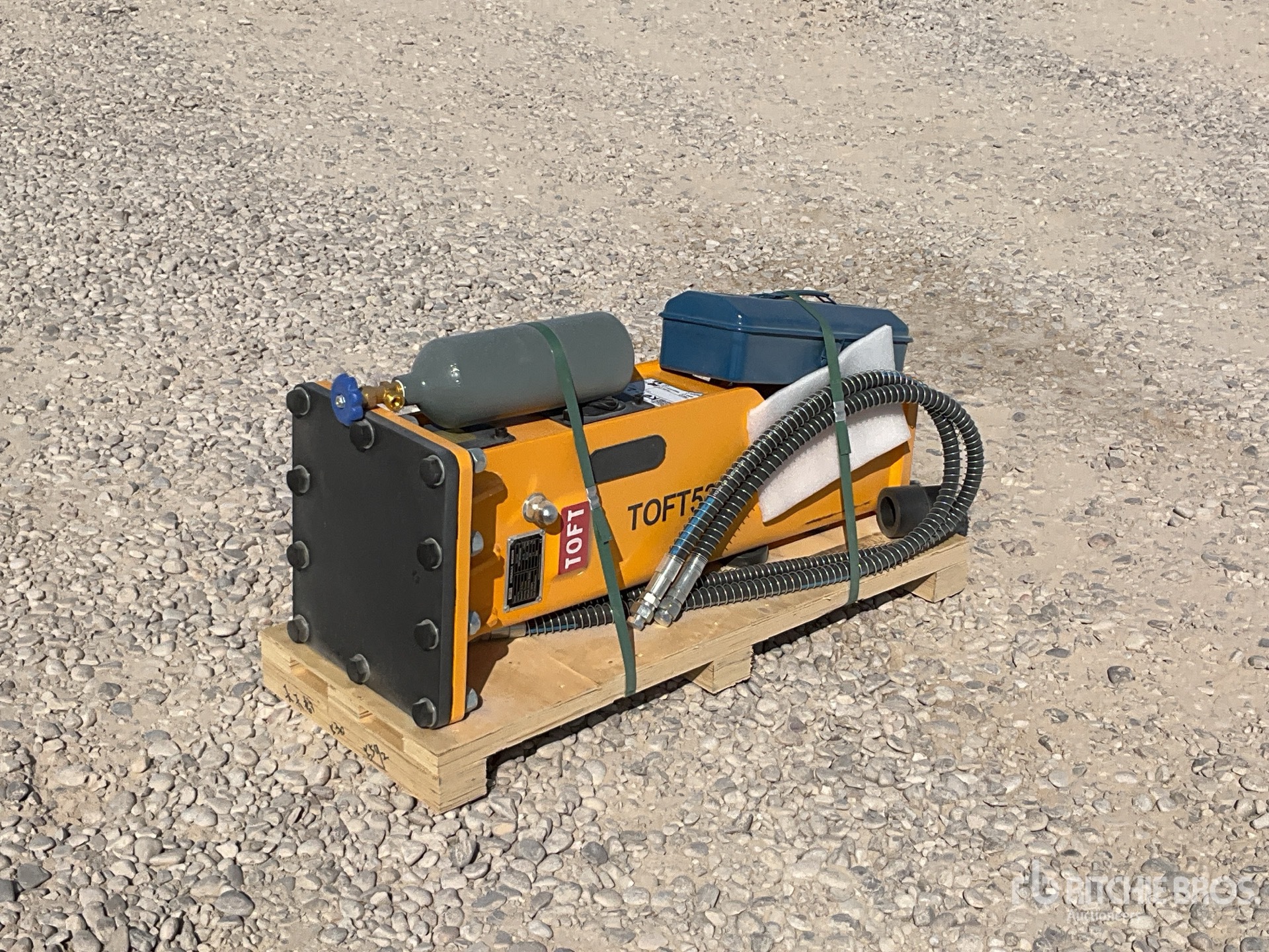 2026 TOFT TOFT530 fits to 2-5 ton excavator Hydraulic Breaker (Unused)