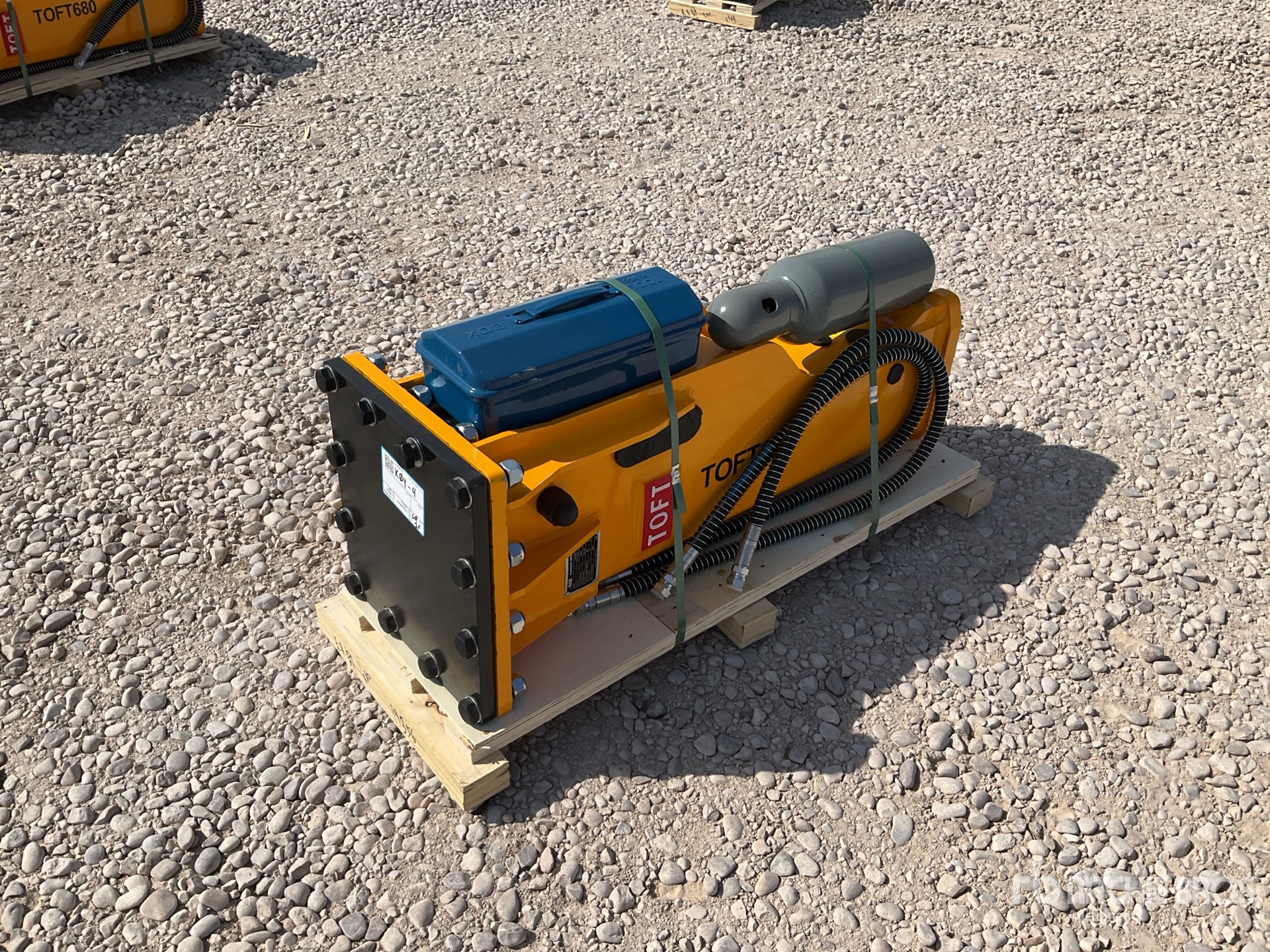 2026 TOFT TOFT680 fits to 5-7 ton excavator Hydraulic Breaker (Unused)