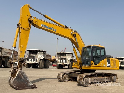 2012 Komatsu PC220-7 Pelle Hydraulique sur Chenilles
