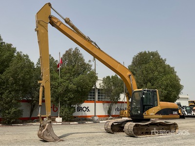 2004 Cat 320C Long Reach Pelle Hydraulique sur Chenilles