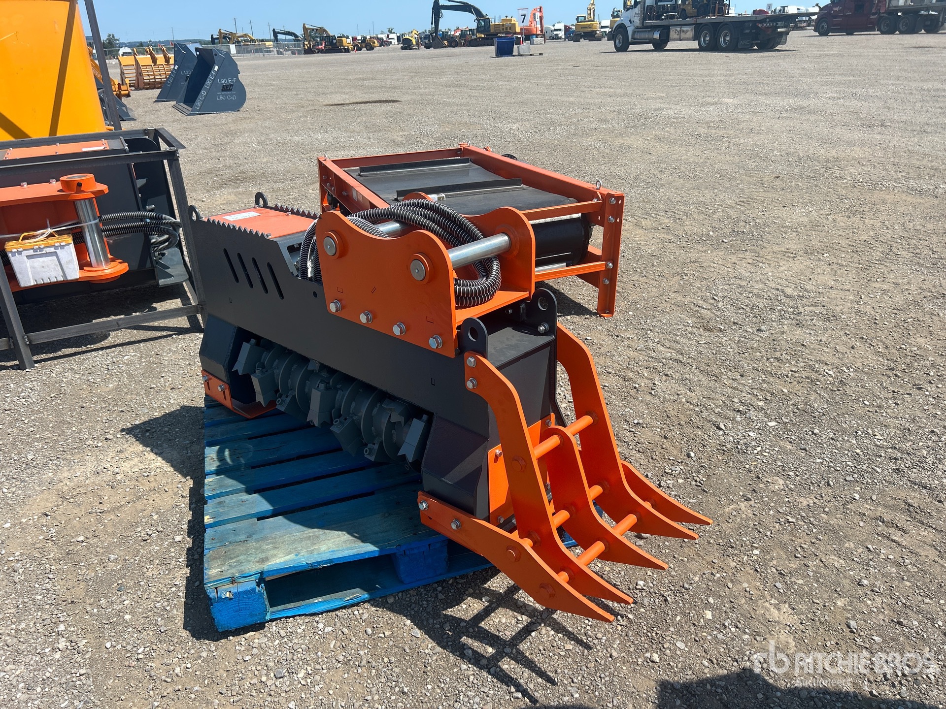 2026 Handy HEM32 32 in Excavator Mulcher (Unused)