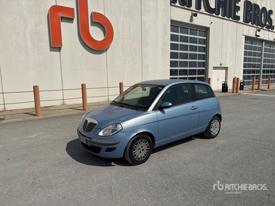 Lancia Ypsilon Automovil