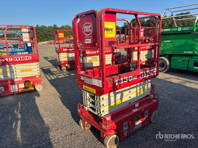 2018 MEC 1330SE Electric Scissor Lift