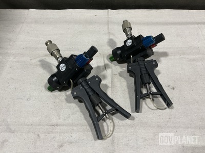 (2) King Nutronics 3750 Pressure & Vacuum Hand Pumps