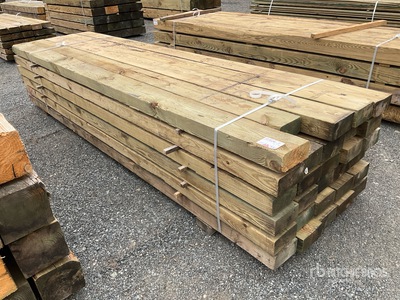 Quantity of (30) 4 x 8 x 12 Ft Surplus Pressure Treated Bois de construction