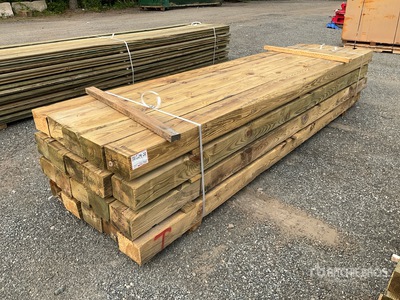 Quantity of (20) 6 x 8 x 12 Ft Surplus Pressure Treated Bois de construction