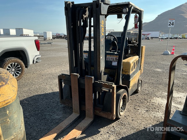 Yale GLC100VXNGSE084 11500 lb Cushion Tire Forklift