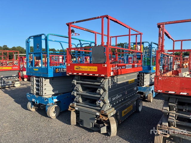 2020 Skyjack SJ4740 Electric Scissor Lift