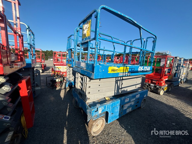 2017 Genie GS-3246 Electric Scissor Lift