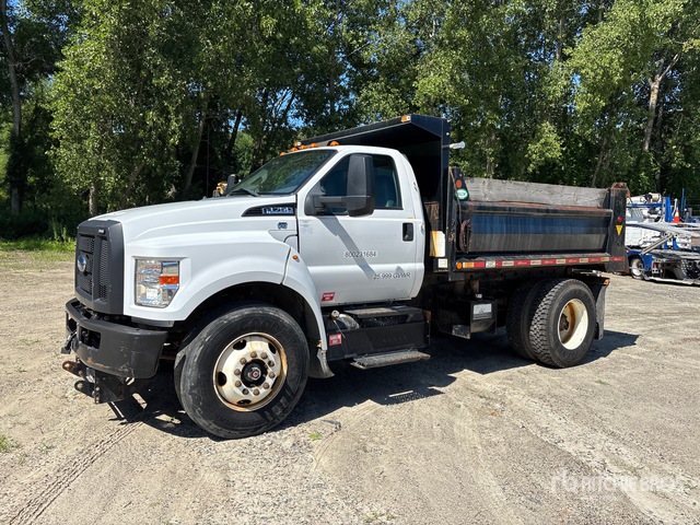 2018 Ford F-750 4x2 S/A Dump Truck