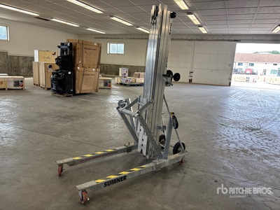 2023 Sumner 2124 Material Hoist