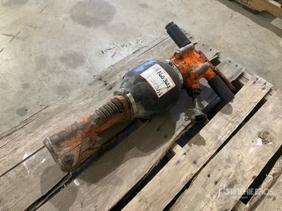 2016 APT 160 Pneumatic Demolition Breaker