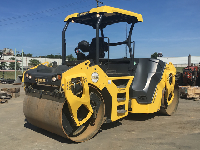 2016 Bomag BW161AD0-5 Vibratory Double Drum Roller