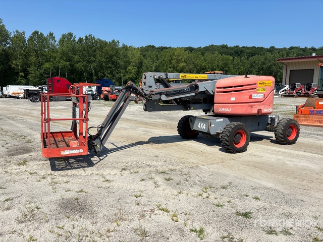 2014 Skyjack SJ46AJ 4WD Diesel Articulating Boom Lift