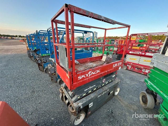 2017 Skyjack SJIII3219 Electric Scissor Lift